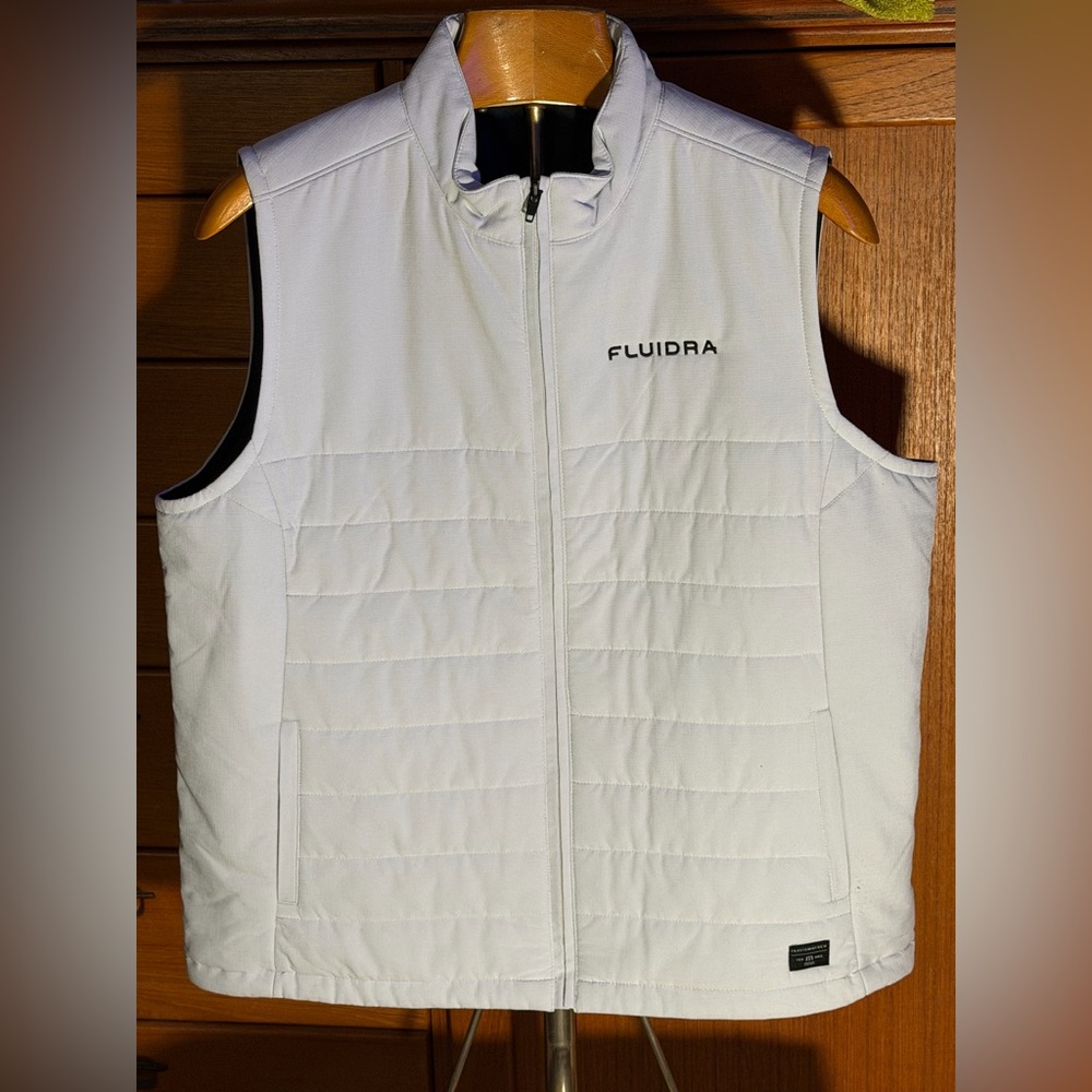 Travis Mathew White Quilted Full-Zip Men’s Vest
